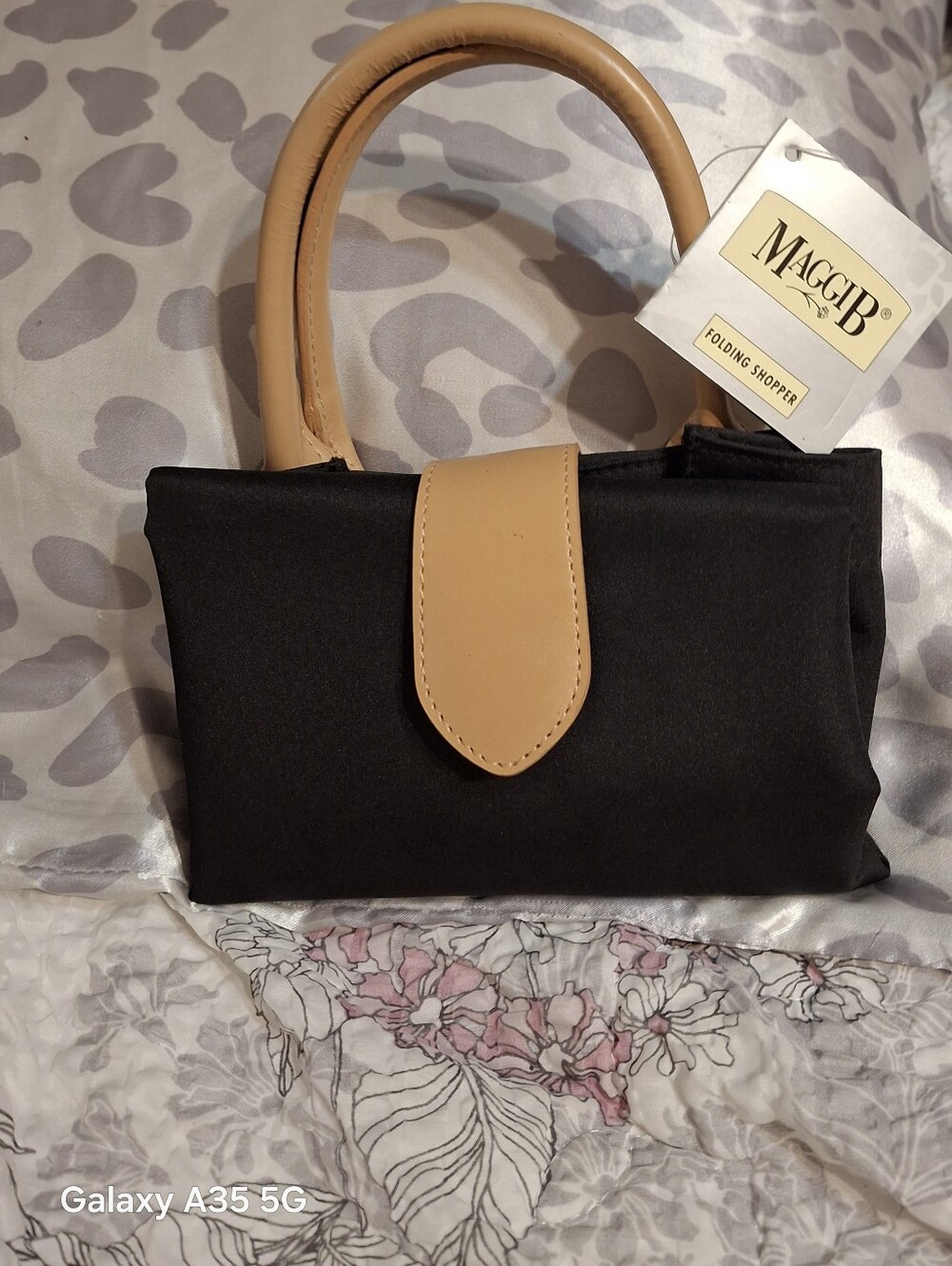 Maggie B. Reusable folding canvas tote bag NWT black and tan